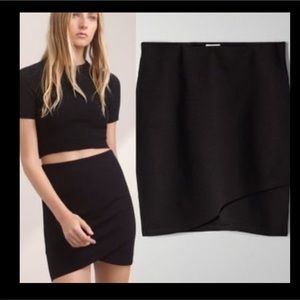 Sunday’s best (Aritzia) tight black skirt